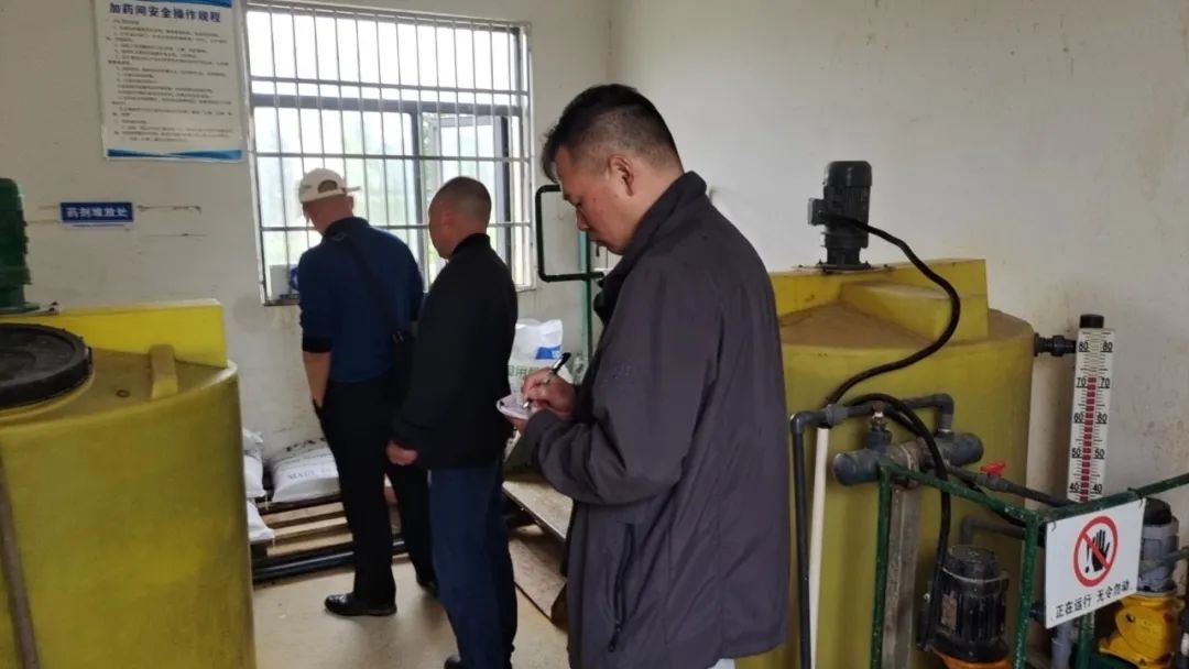 c49216f7f1e75d198e03a190d02989c4.jpg c49216f7f1e75d198e03a190d02989c4.jpg